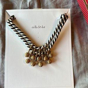 Stella & Dot Necklace